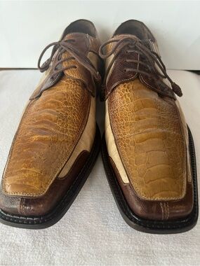 Mezlan Two-Tone Brown and Tan Textured Leather Oxfords